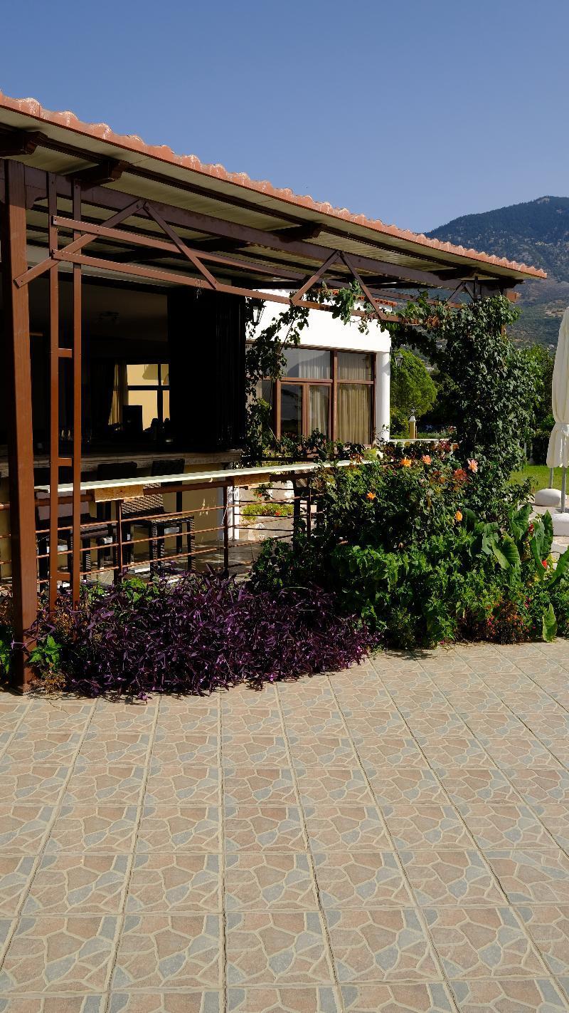 Karavados Beach Hotel 3*