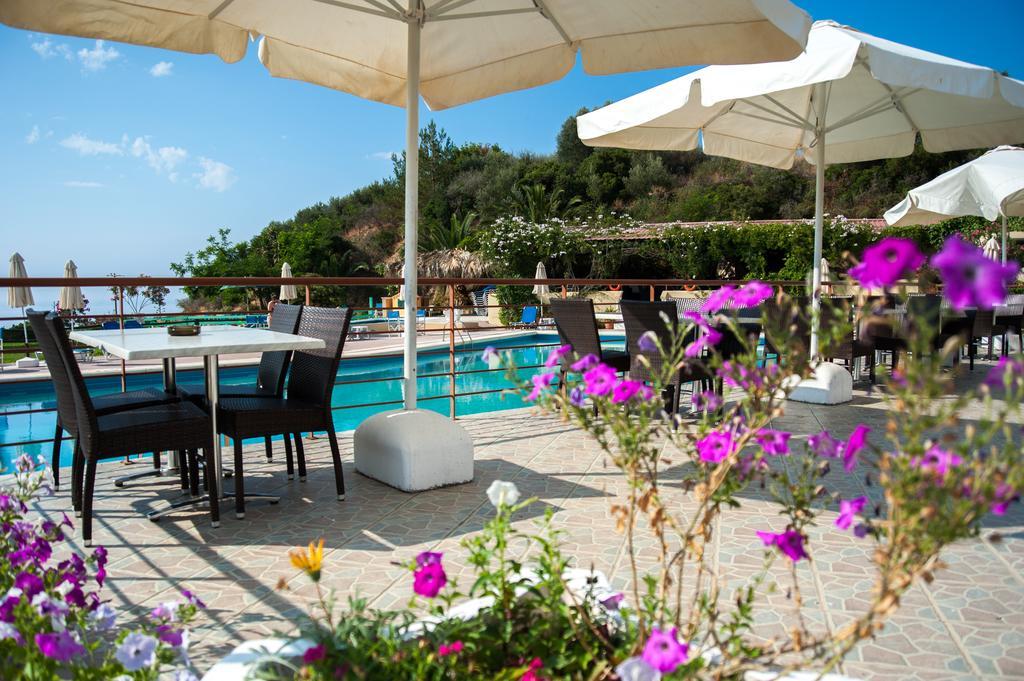 Karavados Beach Hotel Otel 3*