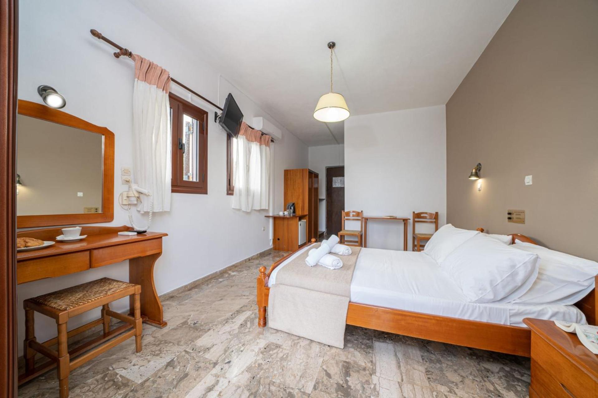 Hotel Karavados Beach Hotel