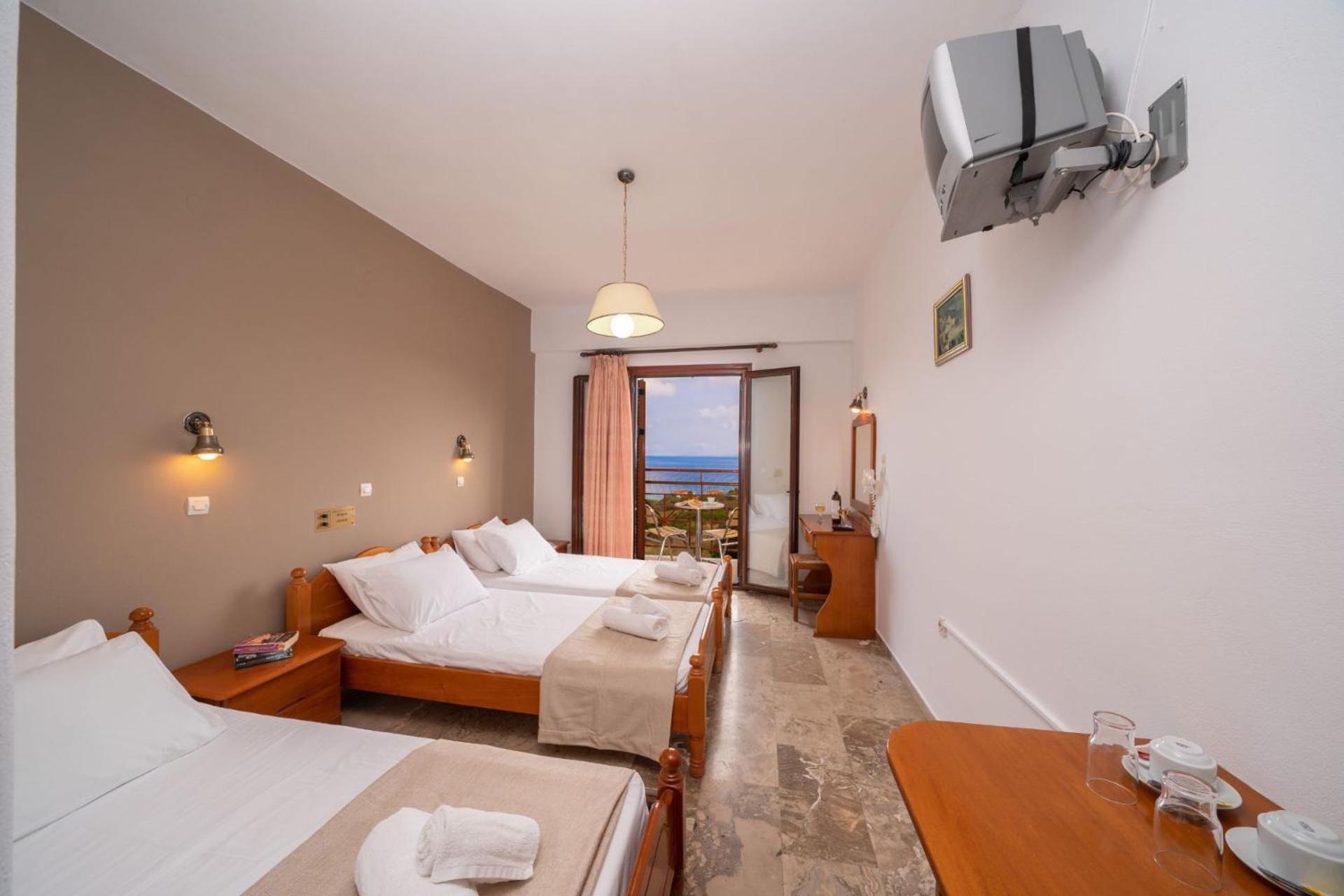 Hotel Karavados Beach Hotel 3*
