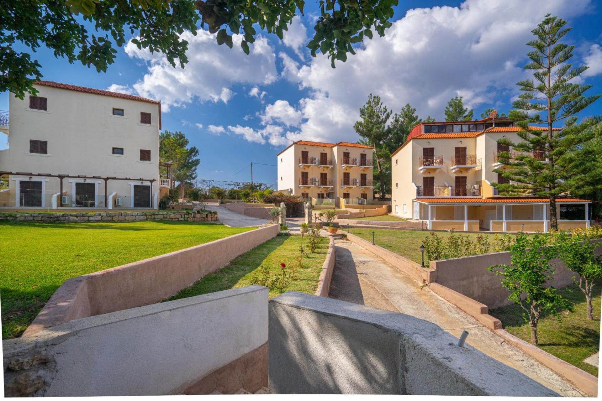 Karavados Beach Hotel Hotel