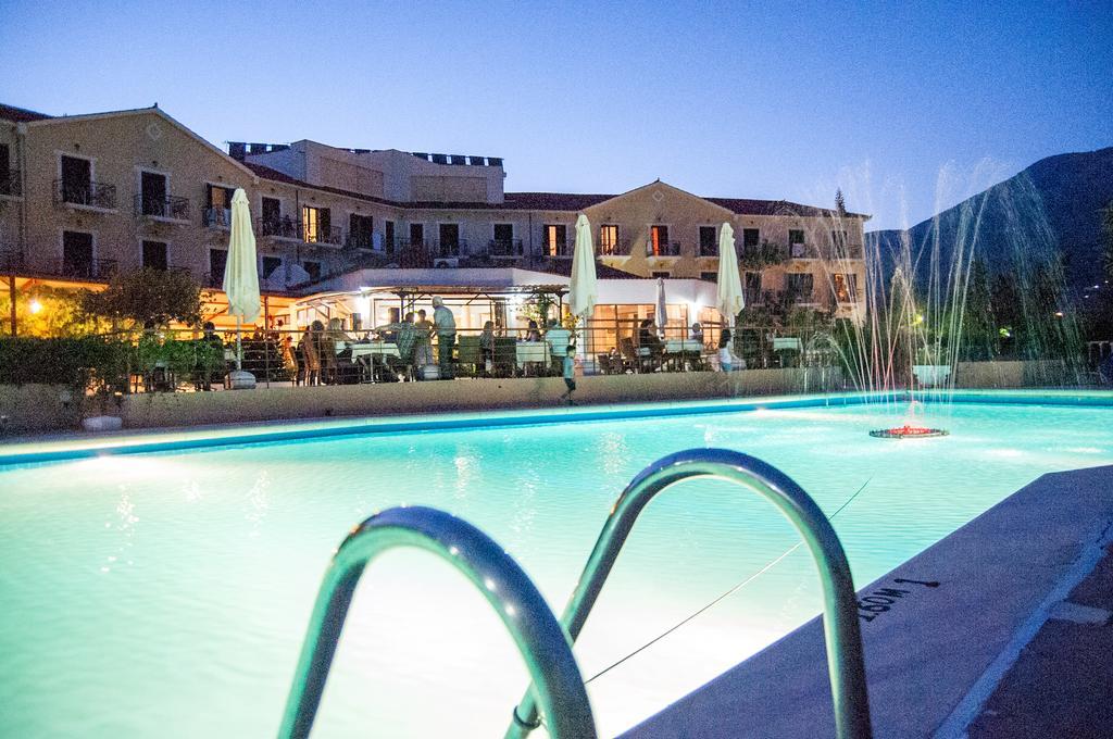 Hotel Karavados Beach Hotel